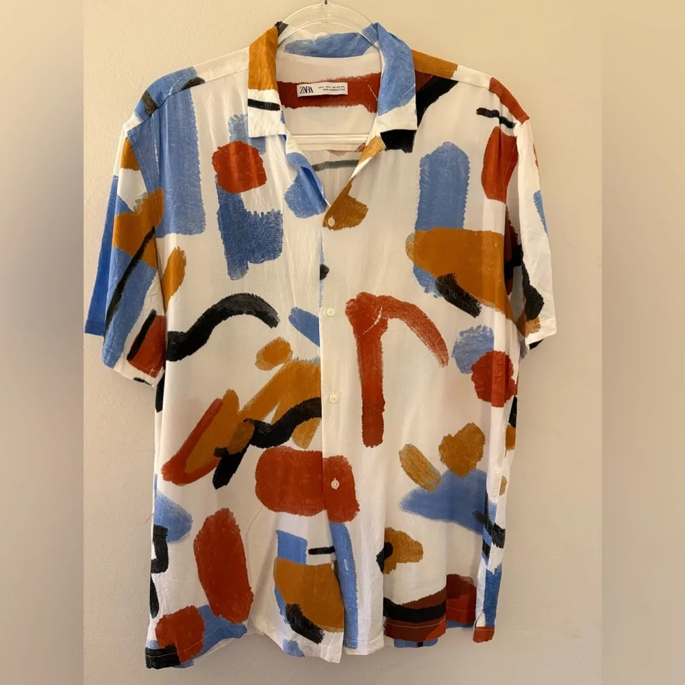 Zara White and Blue Casual Button Down Shirt with Artistic Design